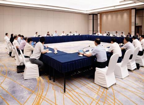 合力向党和人民交出满意答卷 | 全市人大常委会主任座谈会召开